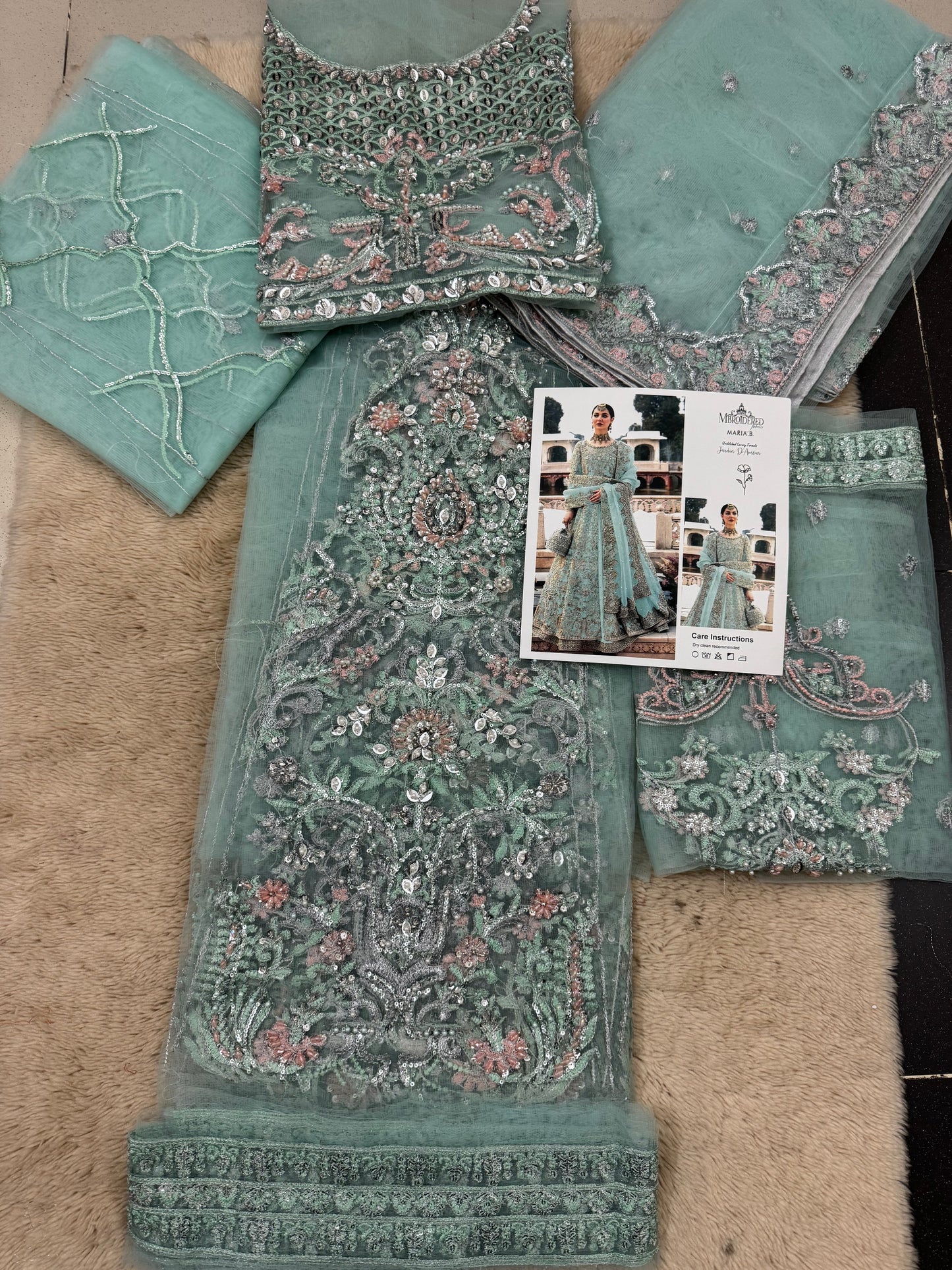 Maria B JardeAimor Cool