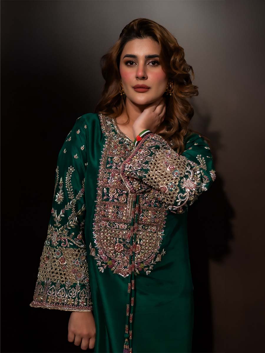Kubra Khan