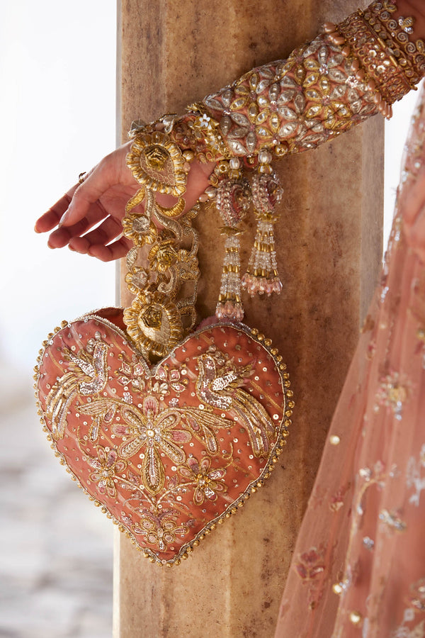 Gul E Mahnoor