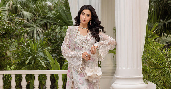 Off White Chiffon Suit