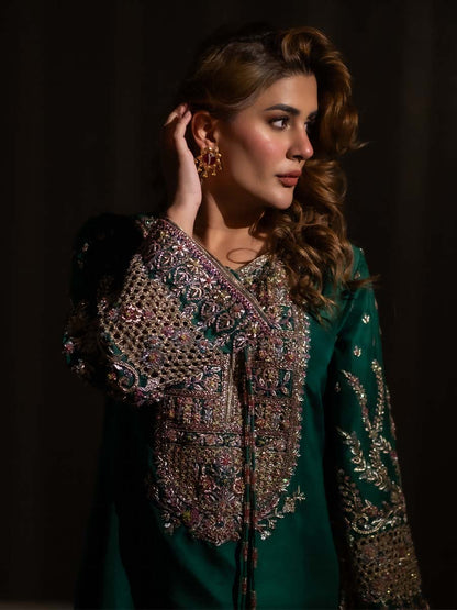 Kubra Khan