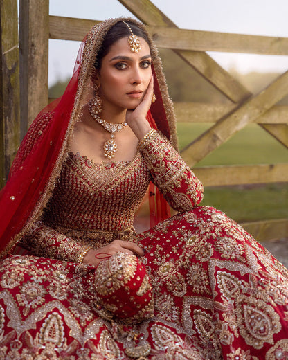 Faiza Saqlain - Raeni